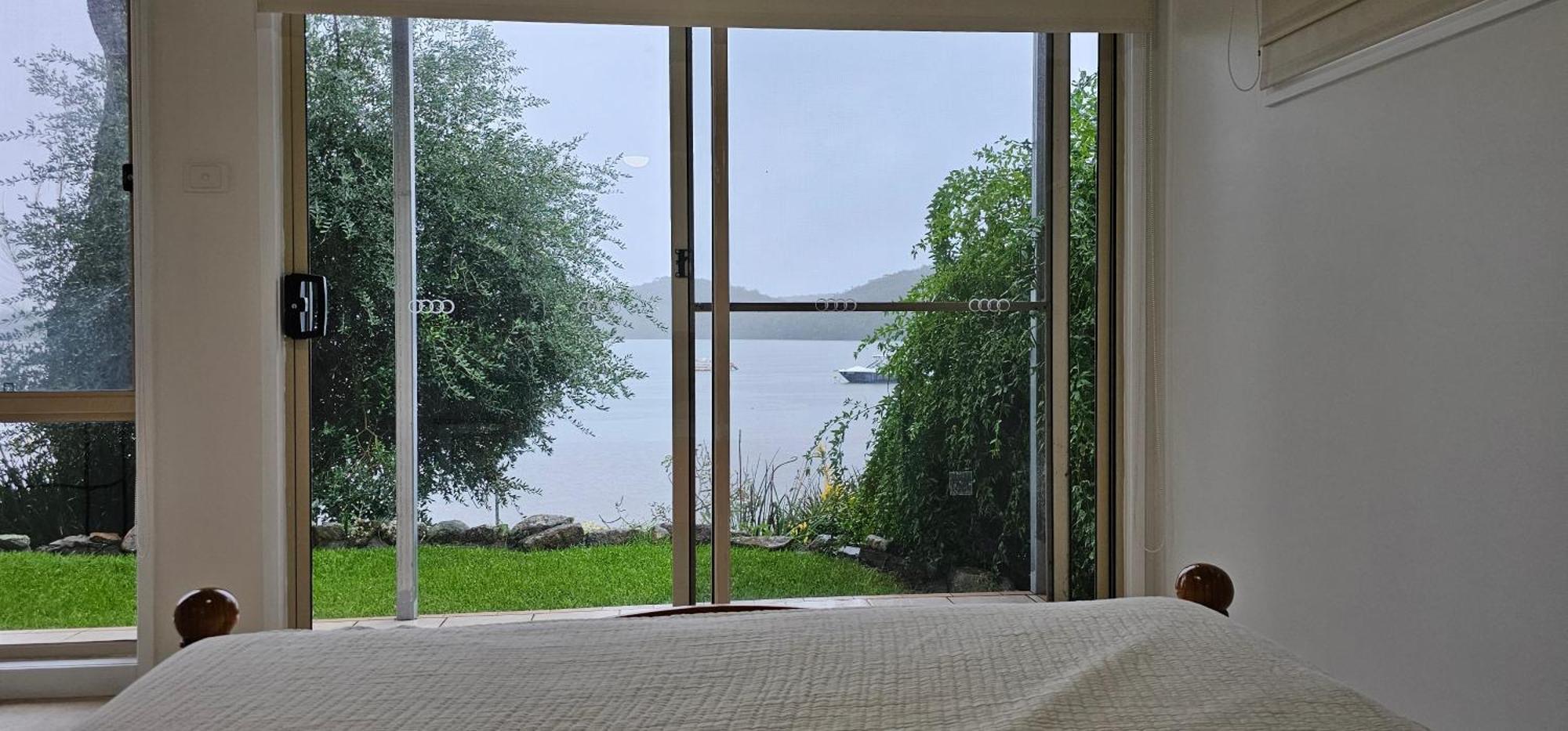 Apartment Cove House